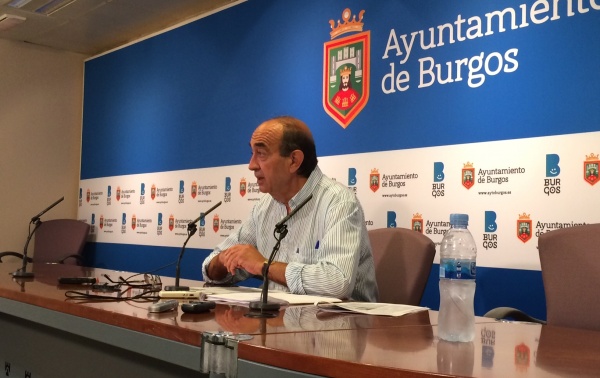 Antonio Fernández Santos en rueda de prensa